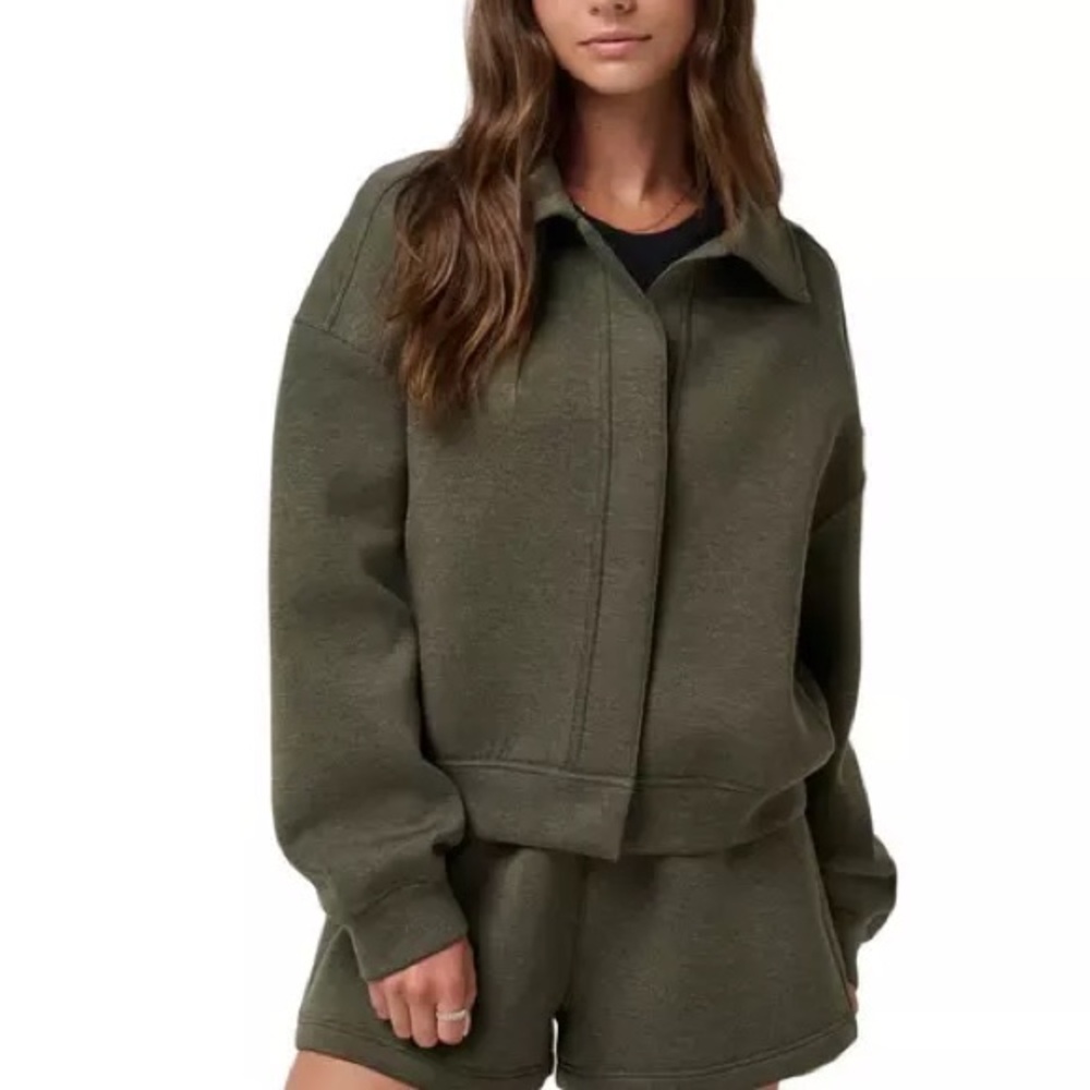 TRAVIS MATHEW Women's TravisMathew Cloudscape Button Down Bomber Jacket